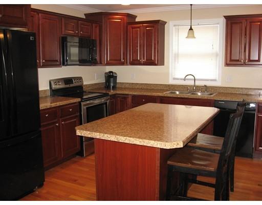 105 Wilton St, Springfield, MA 01109 photo 8