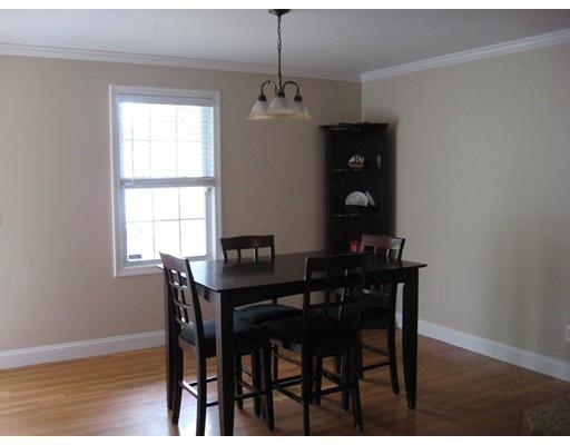 105 Wilton St, Springfield, MA 01109 photo 10