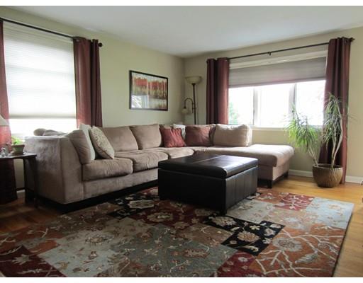 59 Bamforth Rd, Springfield, MA 01128 photo 2
