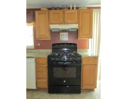 59 Bamforth Rd, Springfield, MA 01128 photo 4