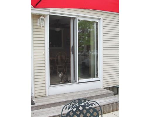 59 Bamforth Rd, Springfield, MA 01128 photo 14