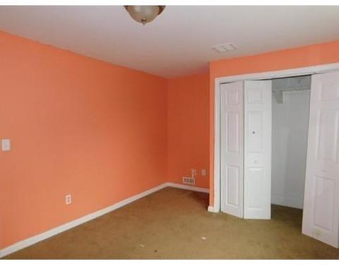 122 Sterling St, Springfield, MA 01107 photo 13