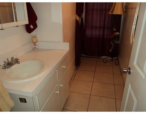 8 Margin St, Lawrence, MA 01841 photo 5
