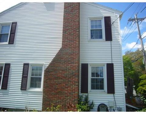586 Walnut St, Lynn, MA 01905 photo 2