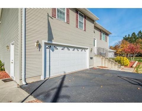 66 Oak Ridge St, Springfield, MA 01151 photo 4