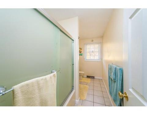 66 Oak Ridge St, Springfield, MA 01151 photo 15