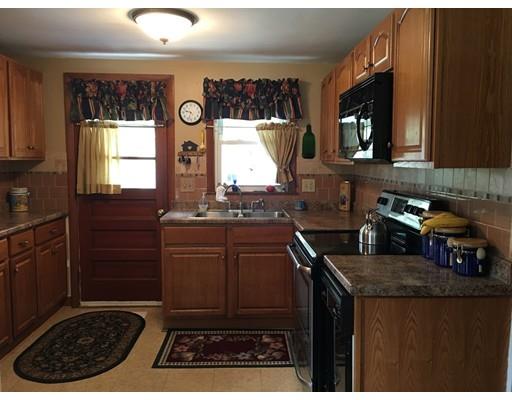29 Ridgewood Rd, Worcester, MA 01606 photo 6