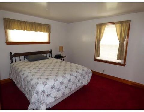 8 Park St, Erving, MA 01344 photo 6