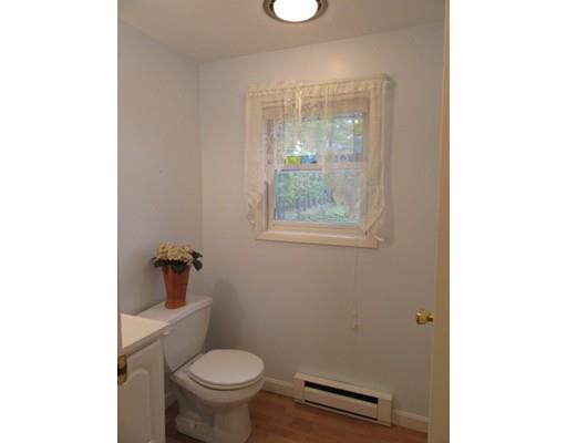 21 Brierway Dr, Worcester, MA 01604 photo 10