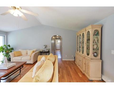 106 Foxglove Rd, Barnstable, MA 02630 photo 10