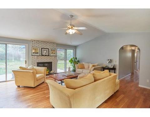 106 Foxglove Rd, Barnstable, MA 02630 photo 9