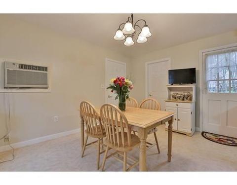 36 Simpson Rd, Pelham, NH 03076 photo 11