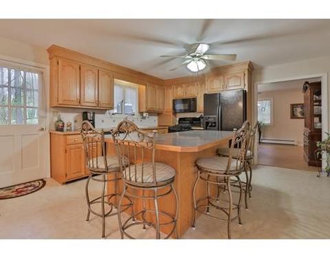 36 Simpson Rd, Pelham, NH 03076 photo 13