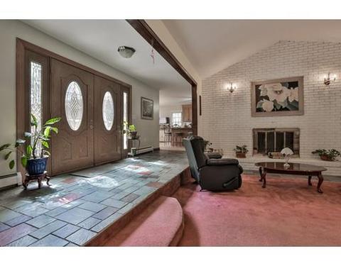 36 Simpson Rd, Pelham, NH 03076 photo 4