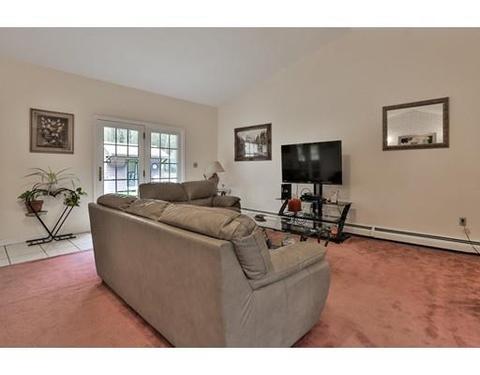 36 Simpson Rd, Pelham, NH 03076 photo 6