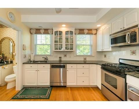 59 Everett St #2, Arlington, MA 02474 photo 4