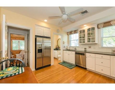 59 Everett St #2, Arlington, MA 02474 photo 5