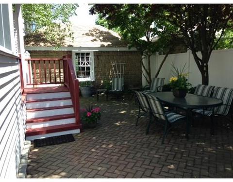 59 Everett St #2, Arlington, MA 02474 photo 8