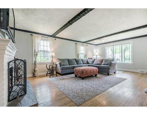 7 Beech Cir, Andover, MA 01810 photo 3
