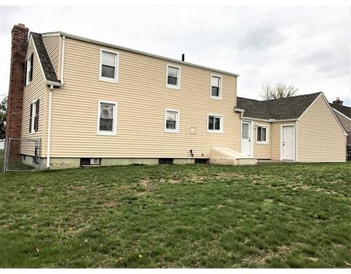 389 Abbott St, Springfield, MA 01118 photo 17
