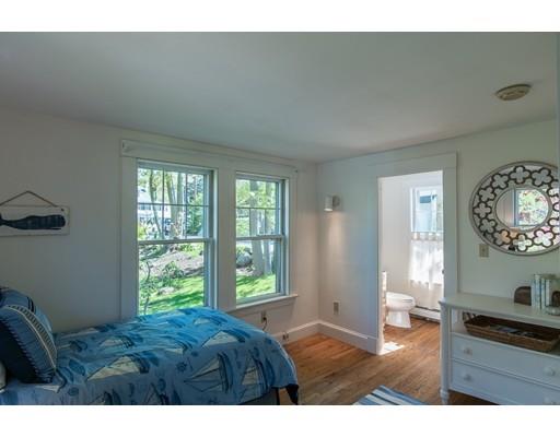 64 Leonard St, Gloucester, MA 01930 photo 13