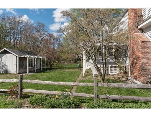 64 Leonard St, Gloucester, MA 01930 photo 2