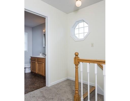 47 Barrison St, Springfield, MA 01109 photo 12