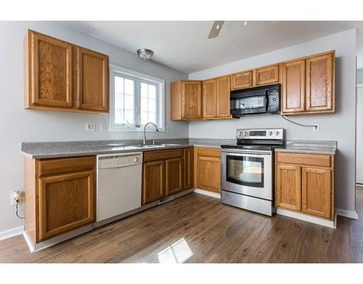 47 Barrison St, Springfield, MA 01109 photo 4