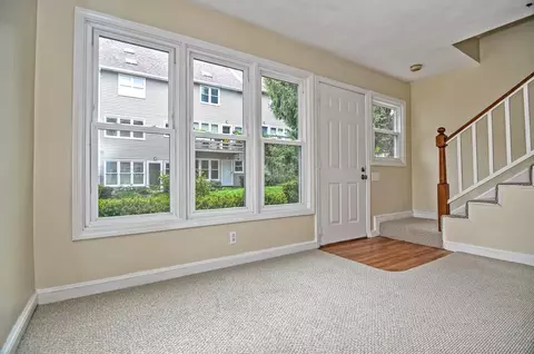 54 Crescent Ave #E, Dorchester, MA 02125 photo 3