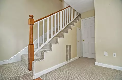 54 Crescent Ave #E, Dorchester, MA 02125 photo 6