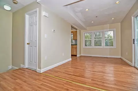 54 Crescent Ave #E, Dorchester, MA 02125 photo 11