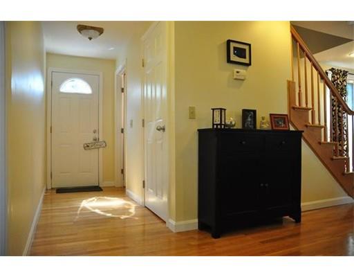 32 Walnut St, Natick, MA 01760 photo 6