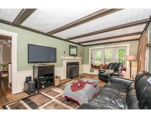 13 Dudley St, Reading, MA 01867 photo 9