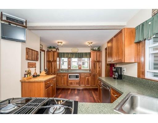 13 Dudley St, Reading, MA 01867 photo 10