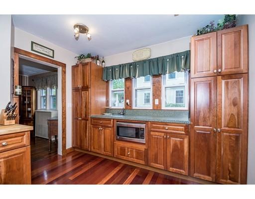 13 Dudley St, Reading, MA 01867 photo 12