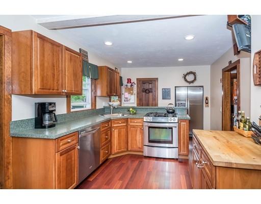 13 Dudley St, Reading, MA 01867 photo 11