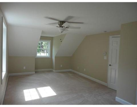 6 Rangeley Dr, Kensington, NH 03833 photo 14