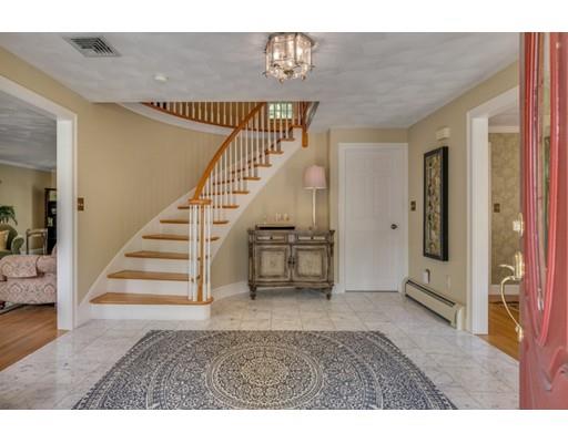 24 Thomas Dr, Reading, MA 01867 photo 5