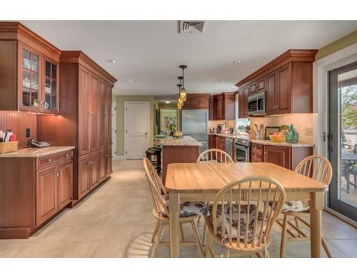 24 Thomas Dr, Reading, MA 01867 photo 13