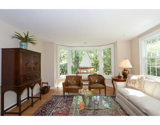 65 Canterbury Ln, Needham, MA 02492 photo 5