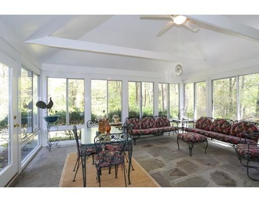 65 Canterbury Ln, Needham, MA 02492 photo 11