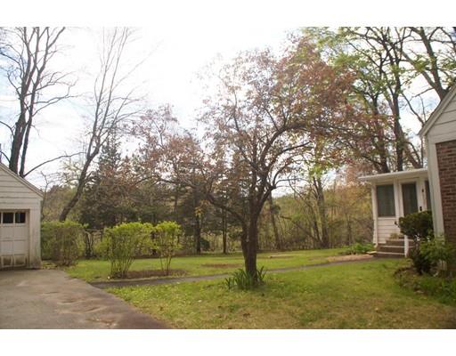 104 Claybrook Rd, Dover, MA 02030 photo 4