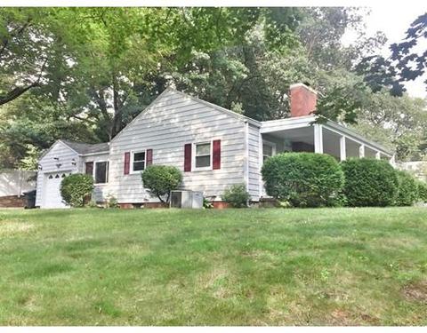 26 Talbot Rd, Springfield, MA 01119 photo 1