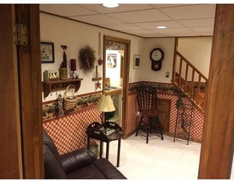 8 Wendover Rd, Worcester, MA 01606 photo 25
