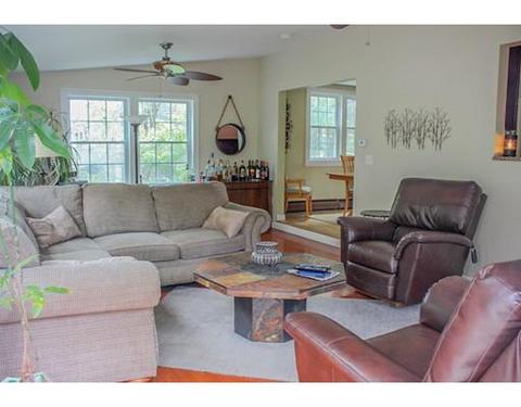 6 Joseph Dr, Warren, RI 02885 photo 8