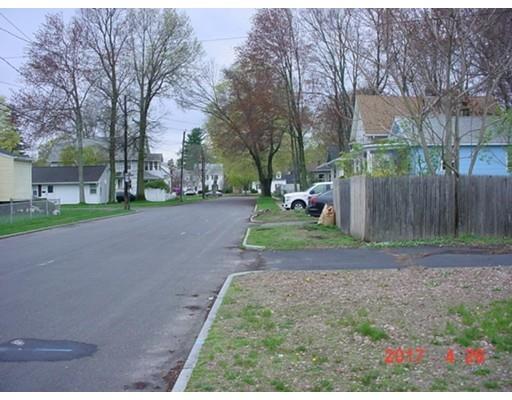 46 Bentley St, Springfield, MA 01108 photo 5