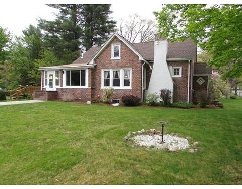 480 Porter Rd, Springfield, MA 01128 photo 2