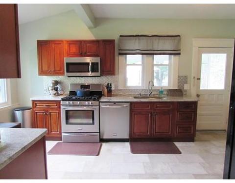480 Porter Rd, Springfield, MA 01128 photo 3