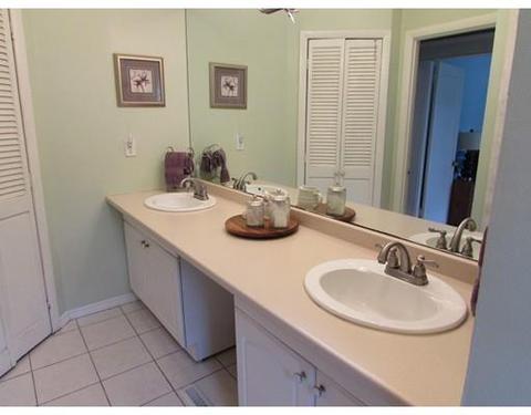 480 Porter Rd, Springfield, MA 01128 photo 13