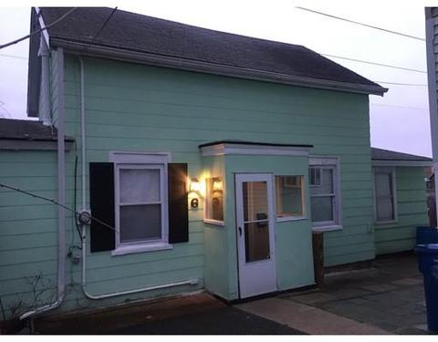 6 Border St, Lawrence, MA 01843 photo 2